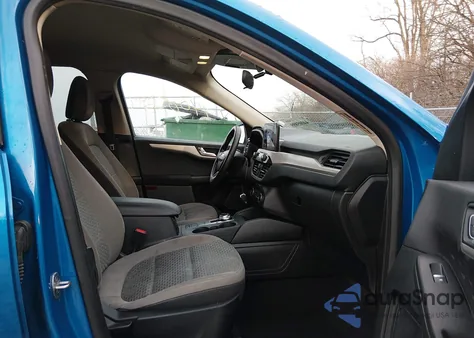 2020 Ford Escape Se z USA, uszkodzony, nr VIN 1FMCU9G69LUC45260